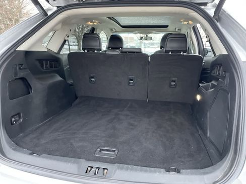 Used 2018 Ford Edge Titanium w/ Equipment Group 301A image 17