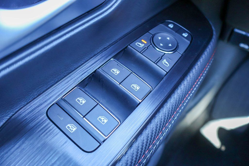 New 2026 Nissan Kicks SR w/ Cold Weather Package FWD image 14