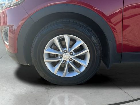 Used 2017 Kia Sorento LX w/ LX Convenience Package image 25