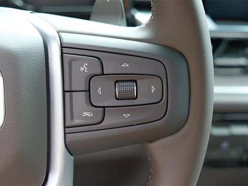 New 2026 GMC Sierra 1500 SLT image 13