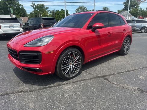 Used 2021 Porsche Cayenne GTS AWD/4WD image 7