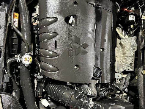 Used 2014 Mitsubishi Lancer ES FWD image 30