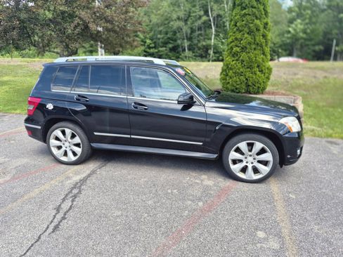 Used 2010 Mercedes-Benz GLK 350 4MATIC image 3