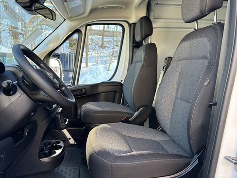 Used 2023 RAM ProMaster 2500 image 11