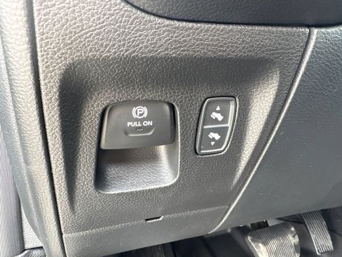 New 2026 RAM 1500 Lone Star AWD/4WD image 12