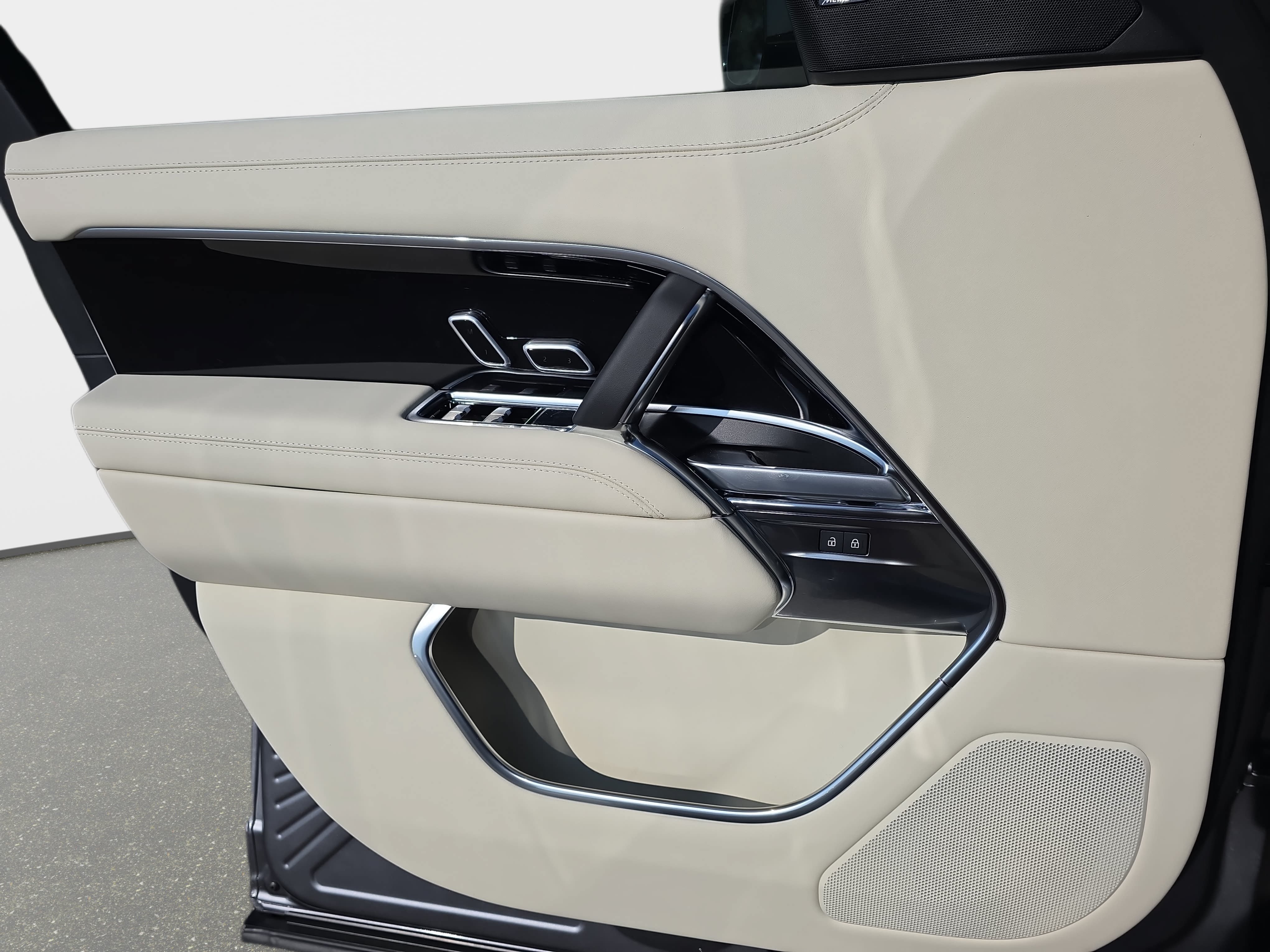 New 2026 Land Rover Range Rover SE AWD/4WD image 28