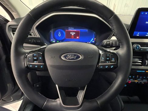 Used 2022 Ford Escape SEL w/ Technology Package AWD/4WD image 37
