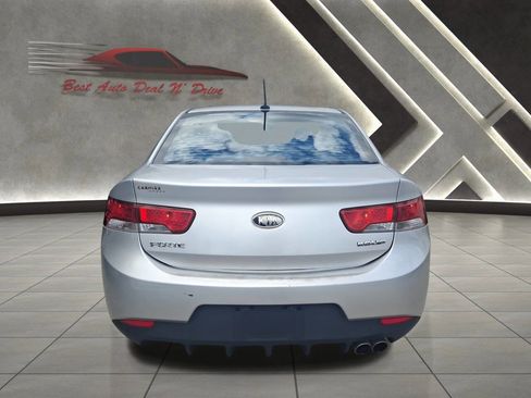 Used 2012 Kia Forte Koup EX w/ Tech Pkg image 9