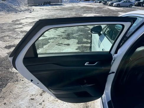 Used 2024 Kia K5 GT-Line image 16