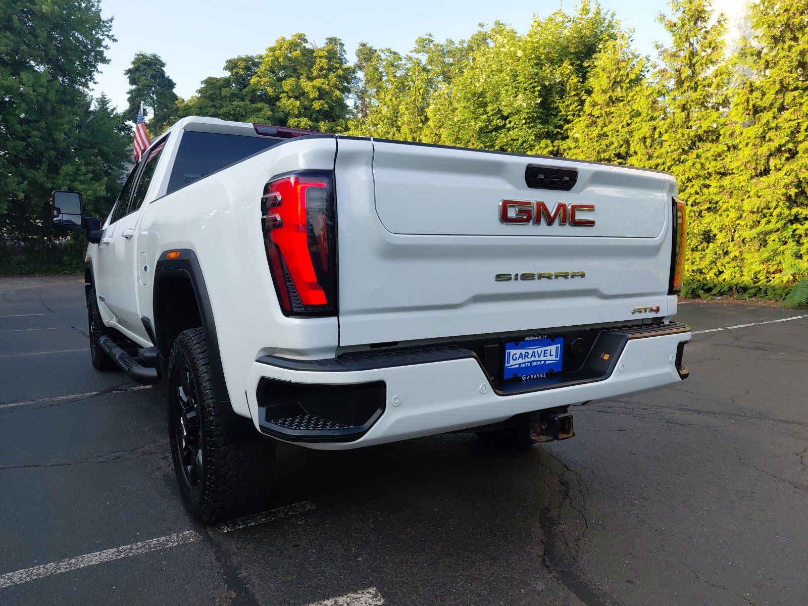 Used 2024 GMC Sierra 3500 AT4 w/ AT4 Preferred Package AWD/4WD image 34