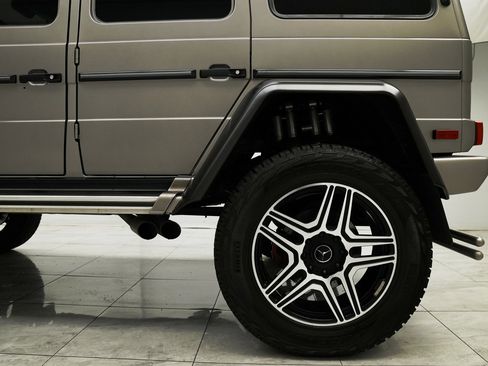 Used 2017 Mercedes-Benz G 550 Squared image 11