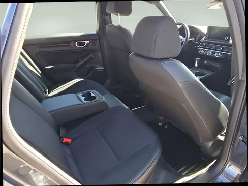Used 2025 Honda Civic Sport image 19