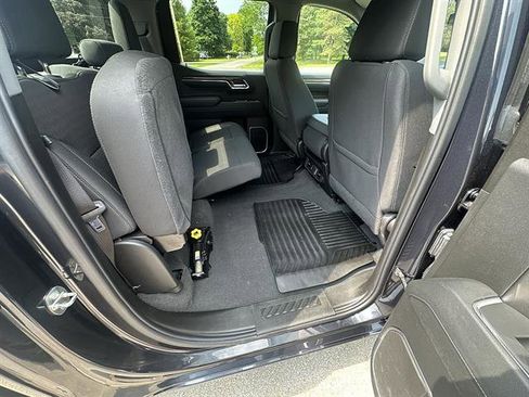 Certified 2024 Chevrolet Silverado 1500 LT AWD/4WD image 28