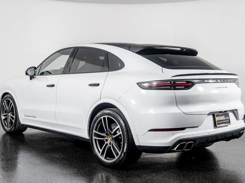 Used 2023 Porsche Cayenne Turbo w/ Premium Package Plus (PI3) image 15