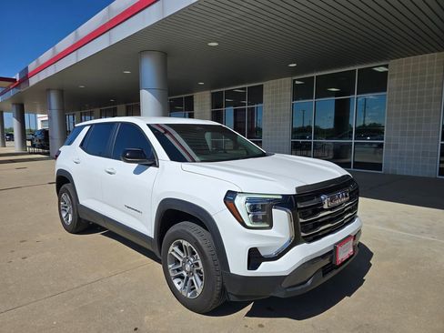 Used 2026 GMC Terrain Elevation FWD image 8