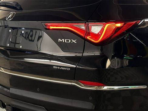 Used 2023 Acura MDX SH-AWD w/ Technology Package image 6