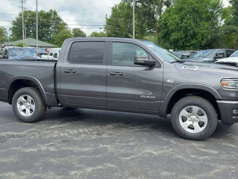New 2026 RAM 1500 4x4 Crew Cab image 8