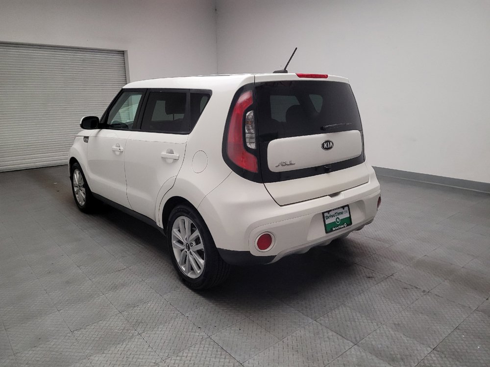 Used 2019 Kia Soul + FWD image 5