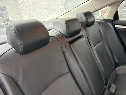 Used 2017 Honda Civic Touring image 26