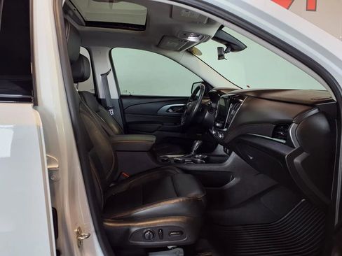 Used 2019 Chevrolet Traverse Premier w/ Redline Edition image 13