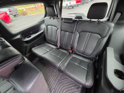 Used 2023 Jeep Wagoneer Series III w/ Convenience Group I image 22