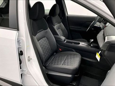 New 2026 Nissan Kicks SV image 32