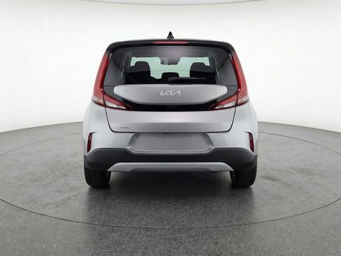 Used 2025 Kia Soul LX w/ LX Technology Package image 7