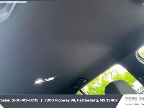 New 2026 Chevrolet Equinox LT w/ Safety and Technology Package FWD image 16