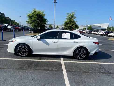 Used 2026 Toyota Camry XLE FWD image 4