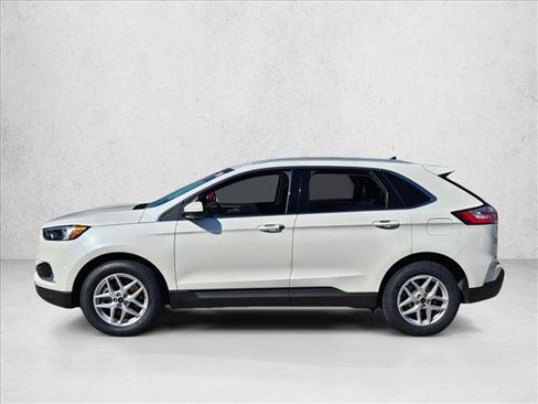 Used 2024 Ford Edge SEL w/ Convenience Package AWD/4WD image 9