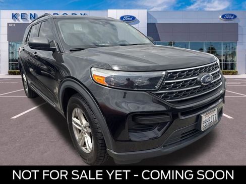 Used 2022 Ford Explorer XLT RWD image 1