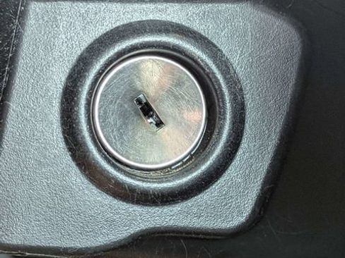 Used 2017 Jeep Wrangler Unlimited Sport w/ Quick Order Package 24S AWD/4WD image 29
