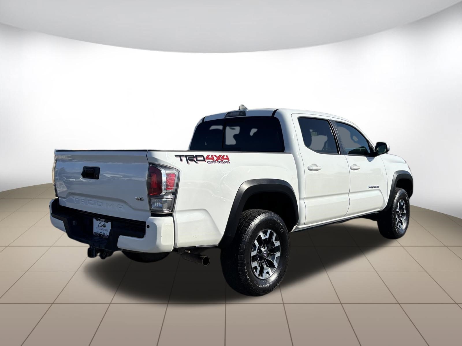 Used 2021 Toyota Tacoma TRD Off-Road w/ Technology Package AWD/4WD image 7