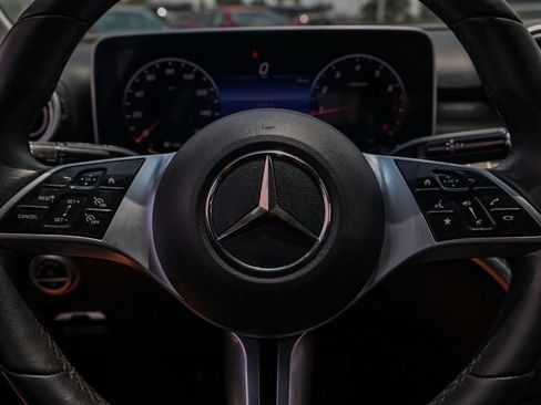 Used 2023 Mercedes-Benz C 300 Sedan image 25