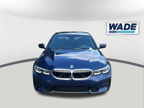 Used 2020 BMW 330i xDrive Sedan w/ Premium Package AWD/4WD image 2