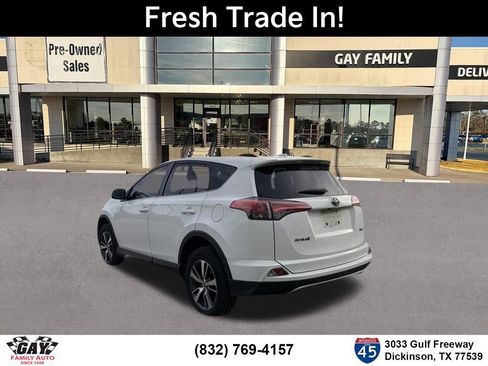 Used 2018 Toyota RAV4 XLE w/ Plus Extra Value Package image 7