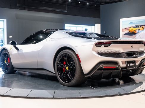 Used 2023 Ferrari 296 GTS image 38