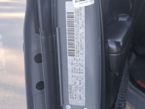 Used 2020 Jeep Wrangler Sport AWD/4WD image 26