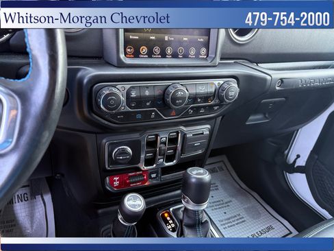 Used 2022 Jeep Wrangler Unlimited Rubicon 4xe w/ Cold Weather Group AWD/4WD image 32