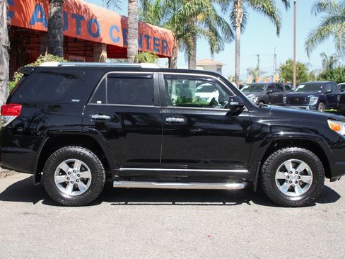 Used 2013 Toyota 4Runner SR5 image 10