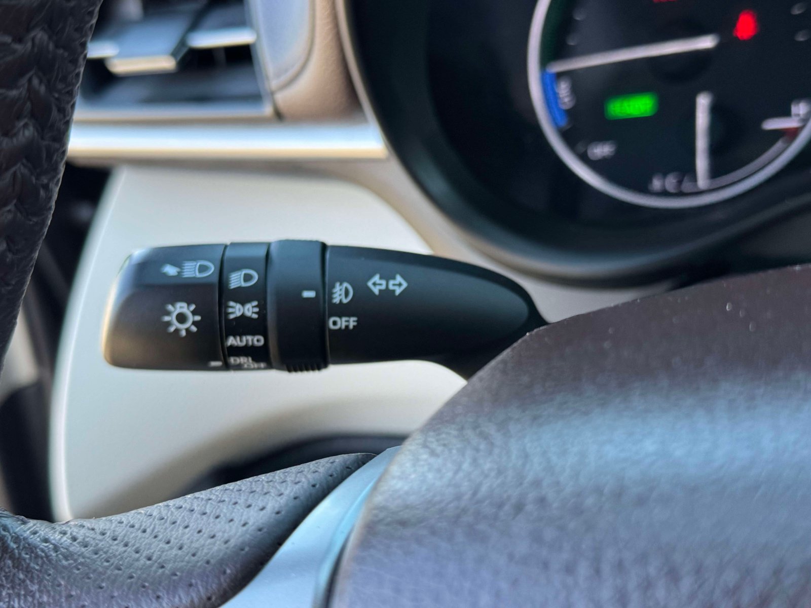 Certified 2023 Toyota Sienna Platinum AWD/4WD image 23