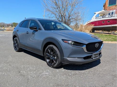 Used 2024 MAZDA CX-30 AWD 2.5 S w/ Preferred Package image 3