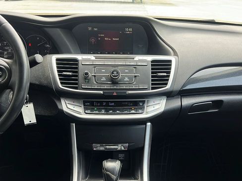 Used 2014 Honda Accord Sport image 15