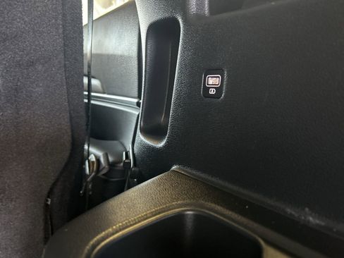 Used 2022 Kia Telluride EX FWD image 14