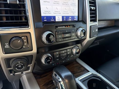 Used 2020 Ford F150 Lariat w/ Equipment Group 502A Luxury image 27