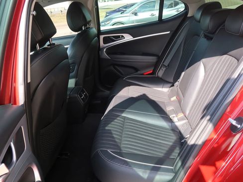 Used 2021 Genesis G70 3.3T image 19