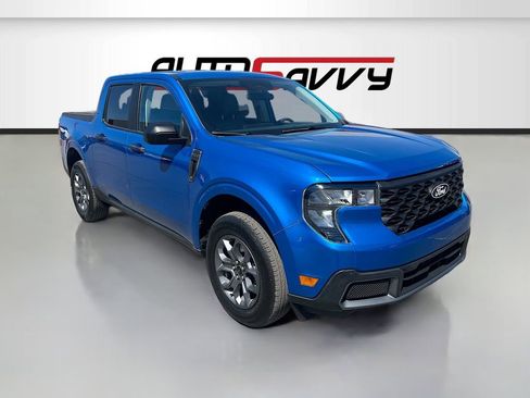 Used 2025 Ford Maverick XLT FWD image 1