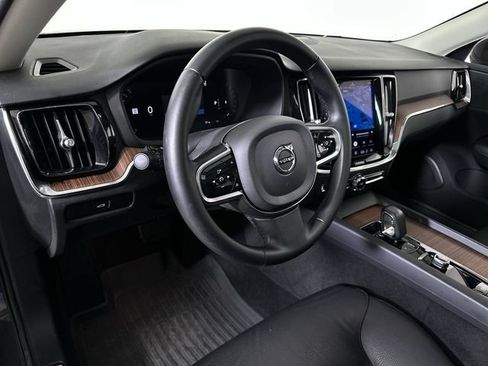 Used 2024 Volvo V60 B5 Cross Country Plus AWD/4WD image 10