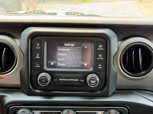 Used 2018 Jeep Wrangler Unlimited Sport S AWD/4WD image 62