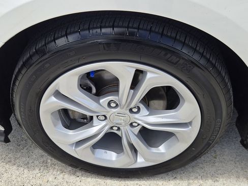 Used 2025 Honda Accord LX image 9